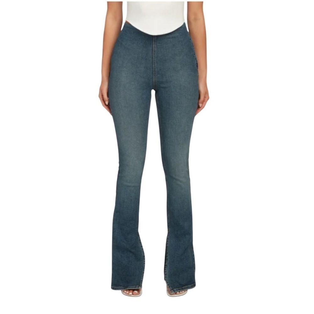 EB DEMIM Split Hem Jegging size 6/8/Medium with side zipper NWT Tommy wash